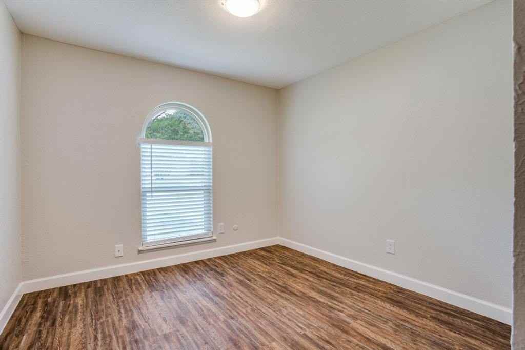 516 Northridge Dr - Photo 7 of 12