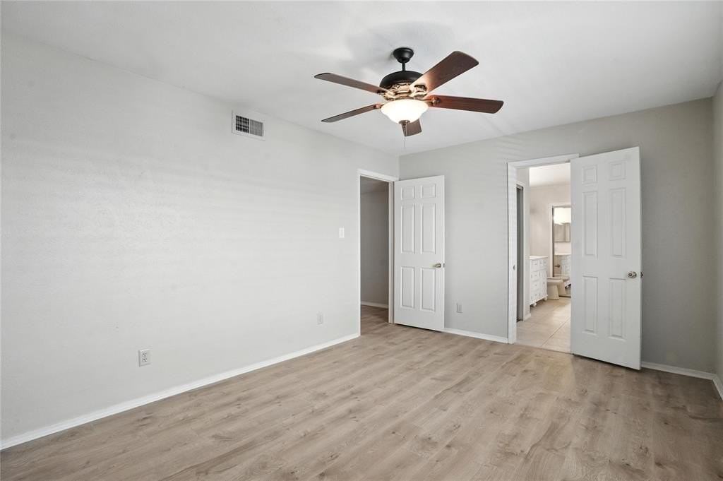 4405 Ballinger Dr - Photo 5 of 9