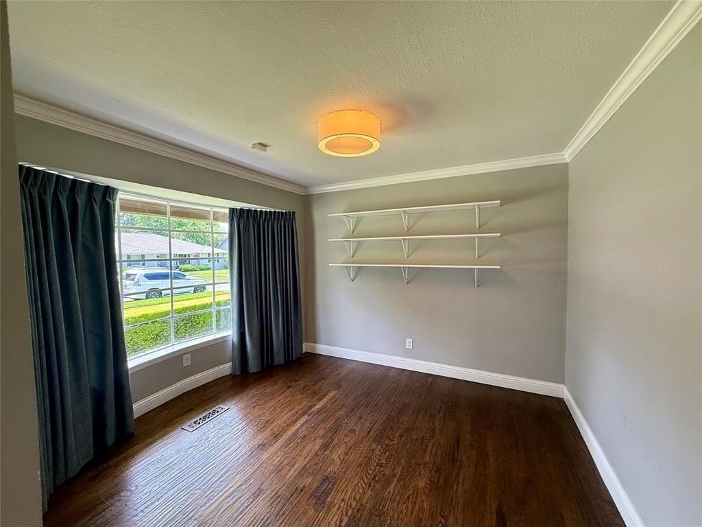 13455 Mill Grove Ln - Photo 3 of 39