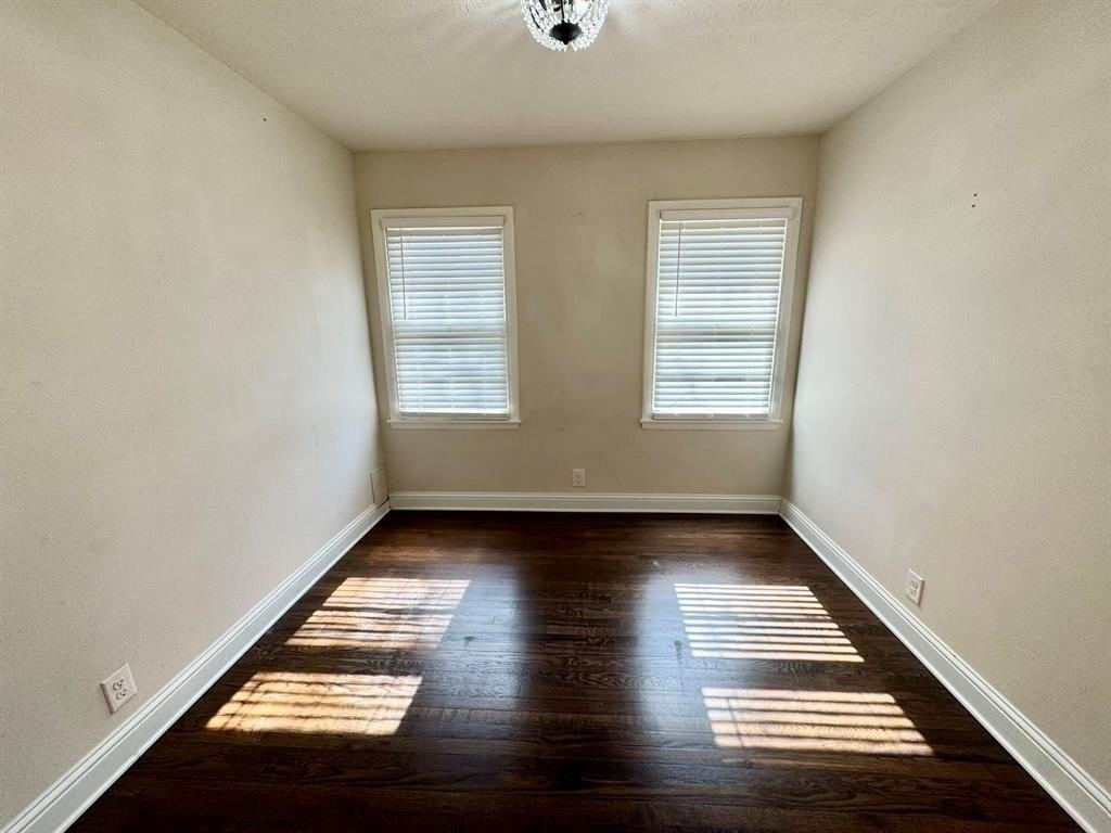 112 Savannah St - Photo 5 of 20