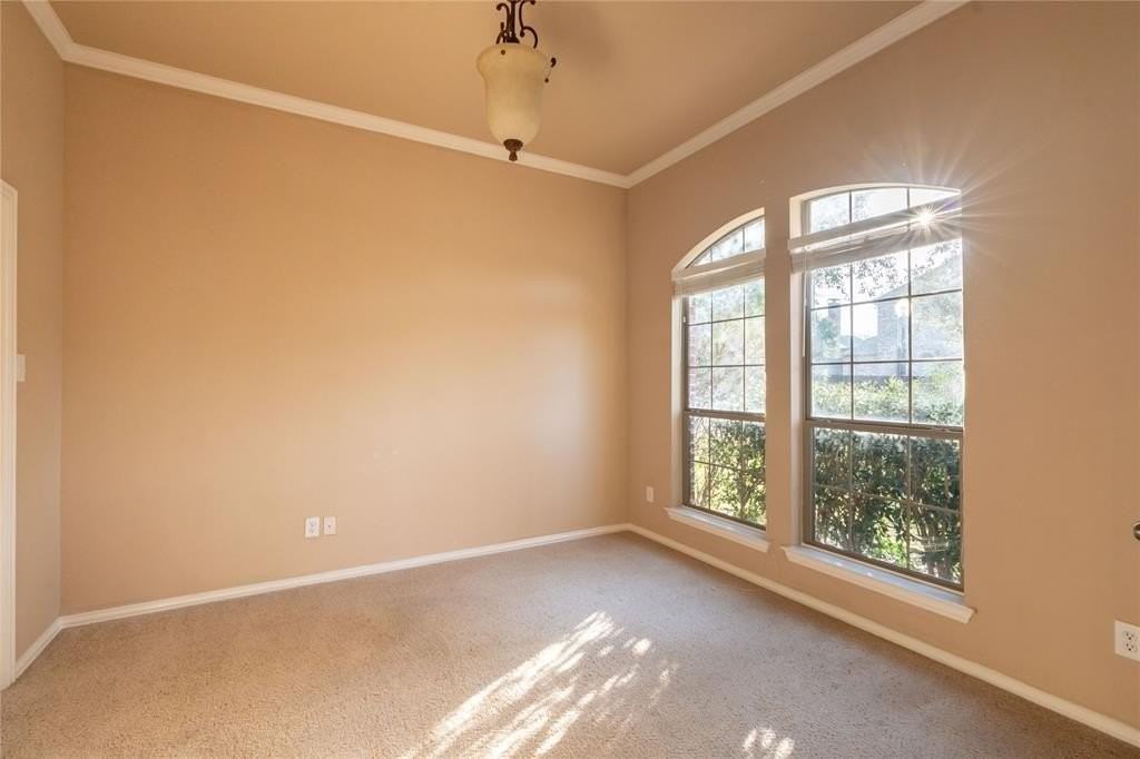 2505 Vista Oaks Dr - Photo 4 of 38