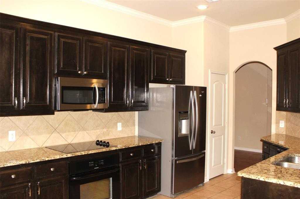 13713 Bluebell Dr - Photo 6 of 24