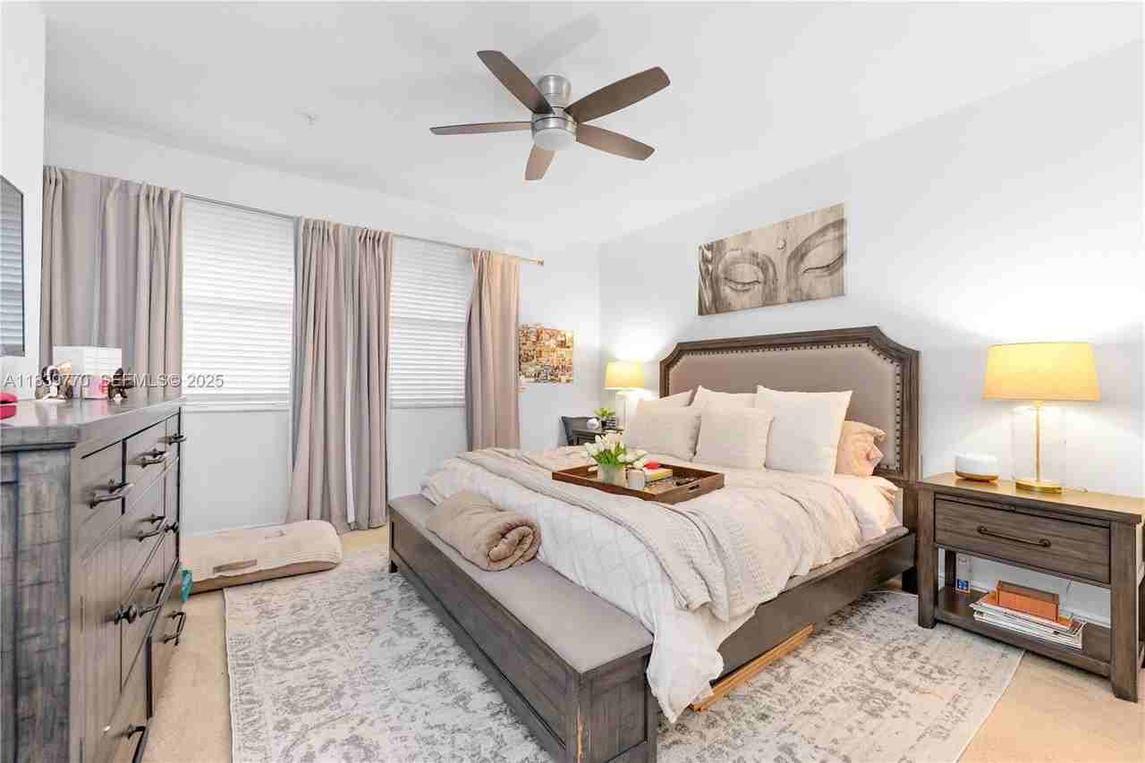 1030 Sw 147th Ave - Photo 7 of 8