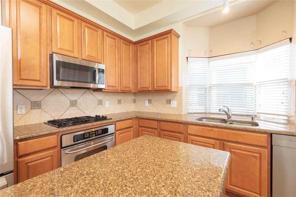 13350 Mannheim Dr - Photo 2 of 38