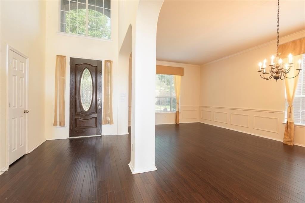 13350 Mannheim Dr - Photo 5 of 38