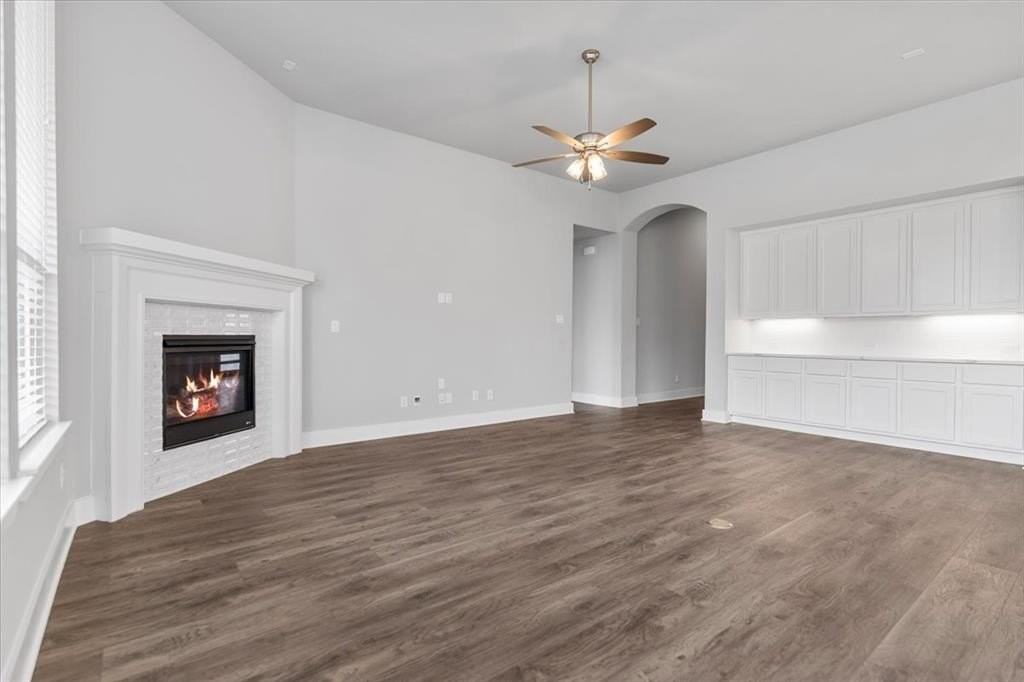 3011 Armstrong Ave - Photo 3 of 39