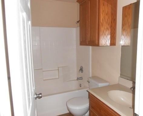 2349 Independence Blvd - Photo 6 of 9
