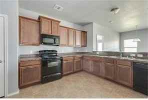 5313 Beacon Ln - Photo 5 of 21