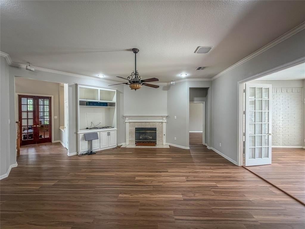1107 Normandy Dr - Photo 2 of 26