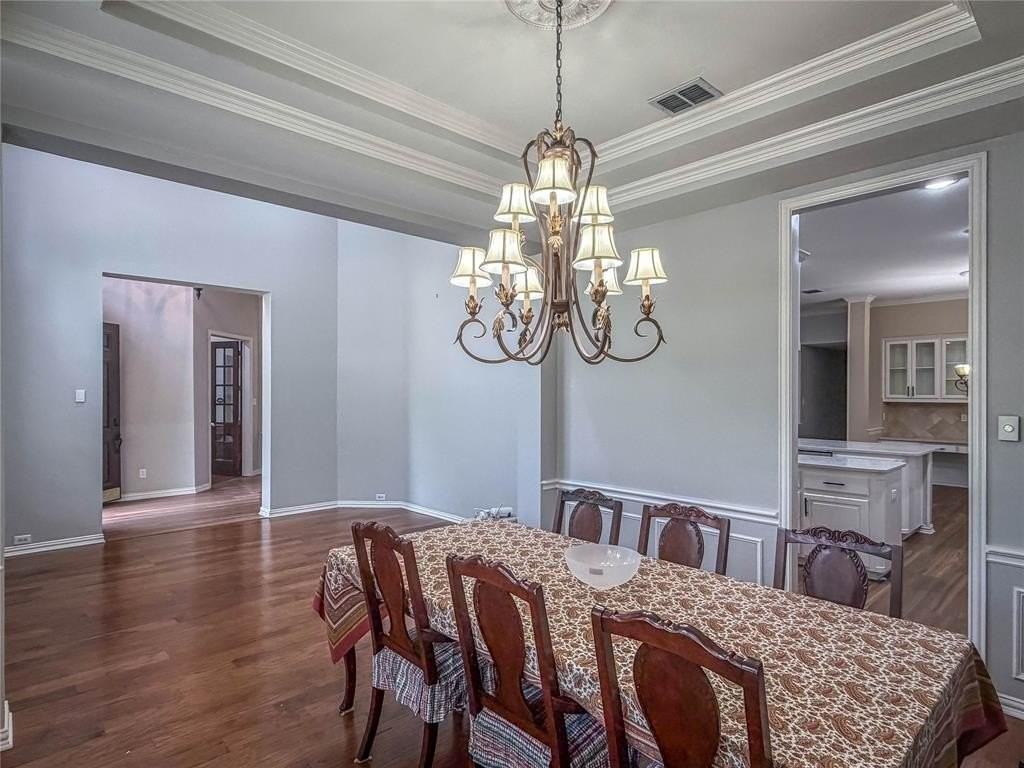 1107 Normandy Dr - Photo 7 of 26