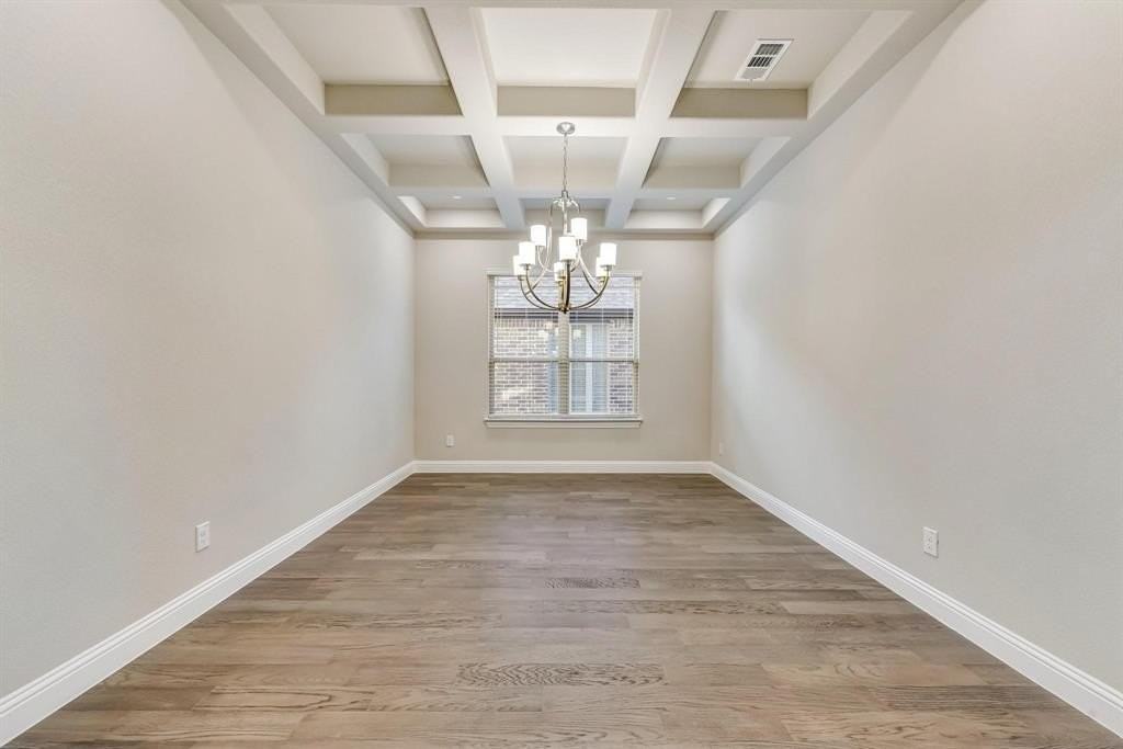 4044 Crowe Ln - Photo 4 of 28