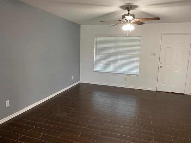 203 W Willow St - Photo 2 of 8