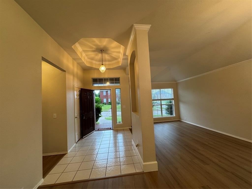 2801 Tallahassee Ct - Photo 3 of 25