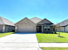 featured image of 703 Moseley Ln