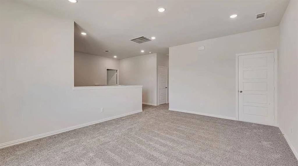 3317 Loftwood Ln - Photo 5 of 17