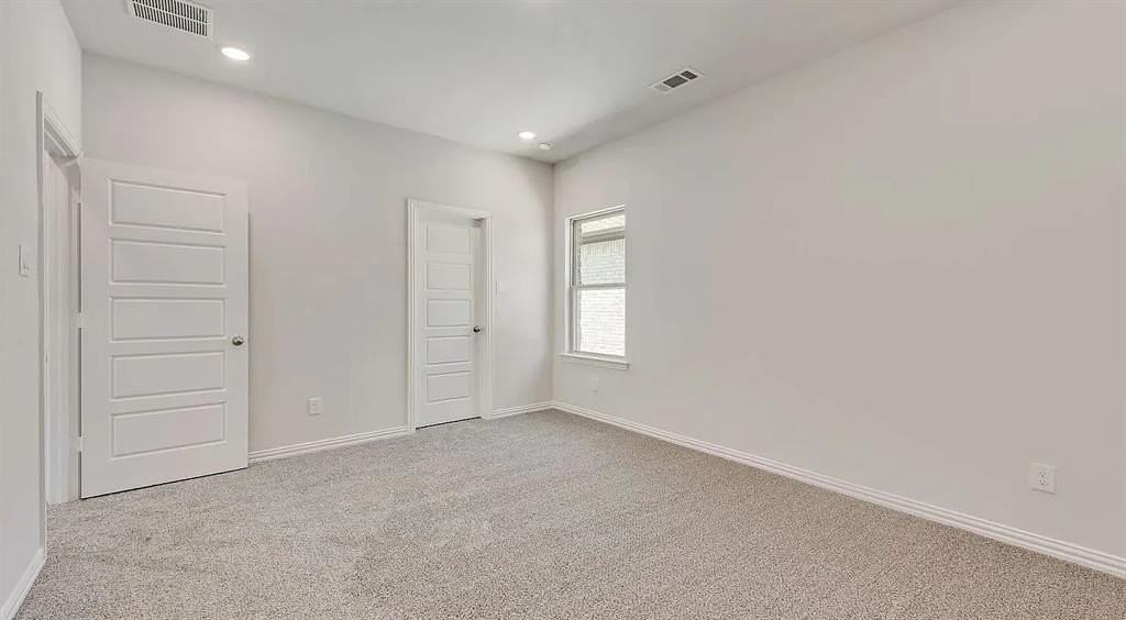 3317 Loftwood Ln - Photo 6 of 17