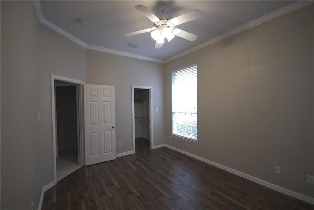 7702 Brookview Ct - Photo 4 of 11