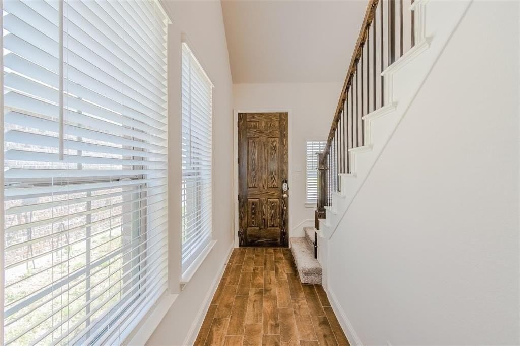 1661 Timpson Dr - Photo 3 of 19
