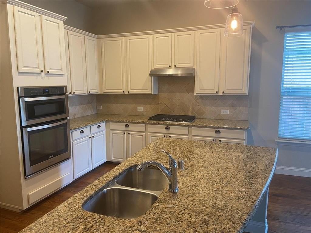 11145 Cerrillos Dr - Photo 2 of 11