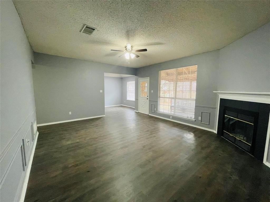 5501 White Dove Dr - Photo 2 of 13