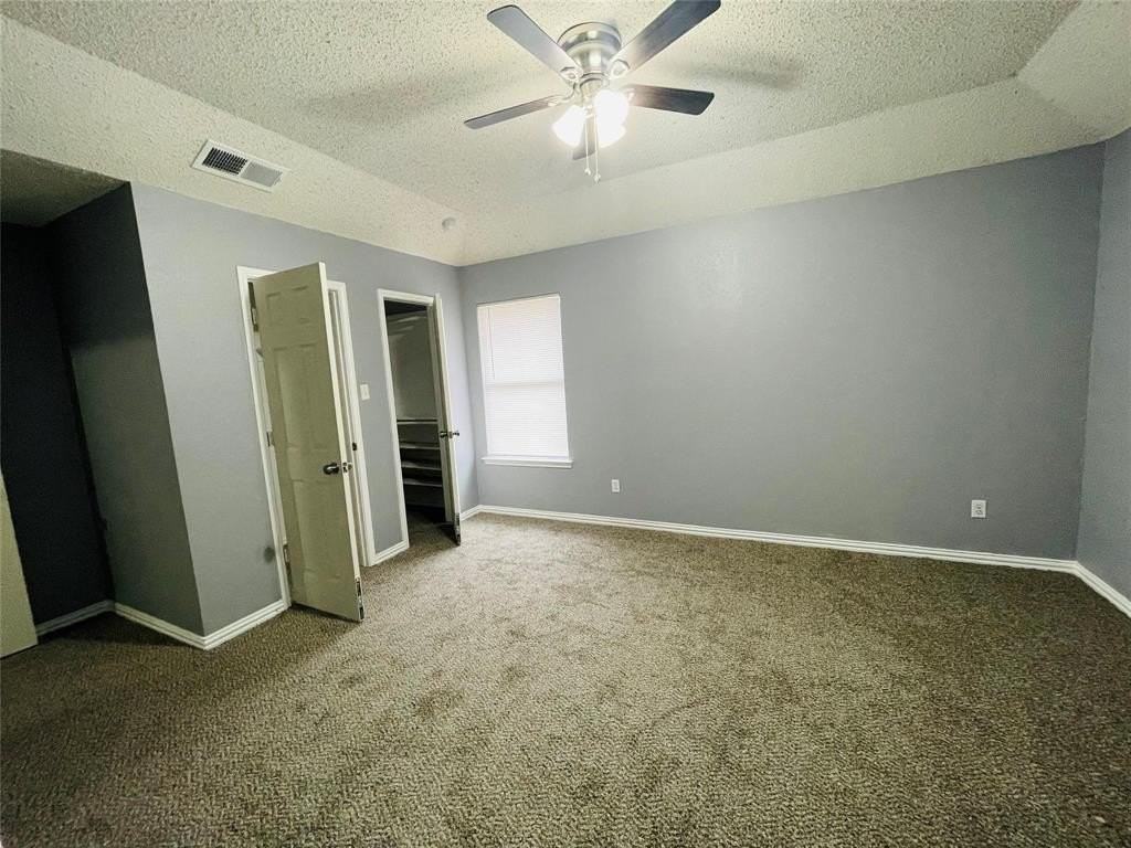 5501 White Dove Dr - Photo 3 of 13