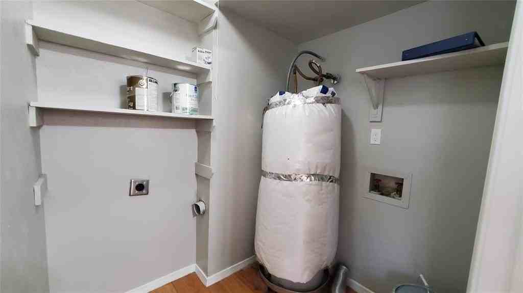 2943 Harbinger Ln - Photo 7 of 21