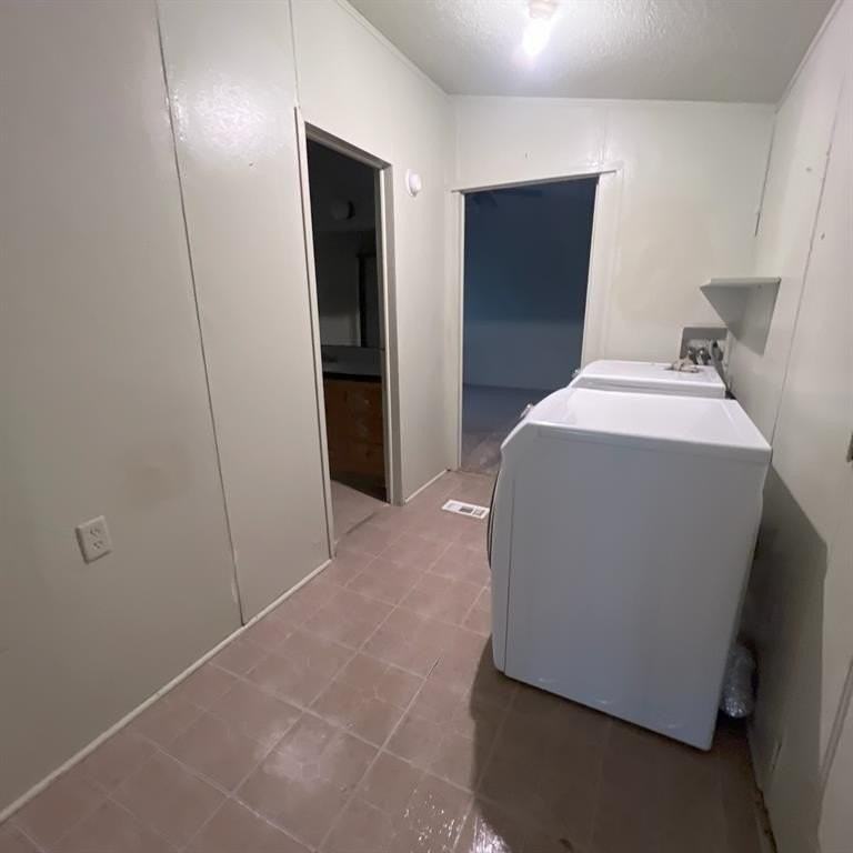 3007 Inwood Trl - Photo 6 of 8