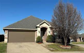 817 Lark Dr - Photo 1 of 1
