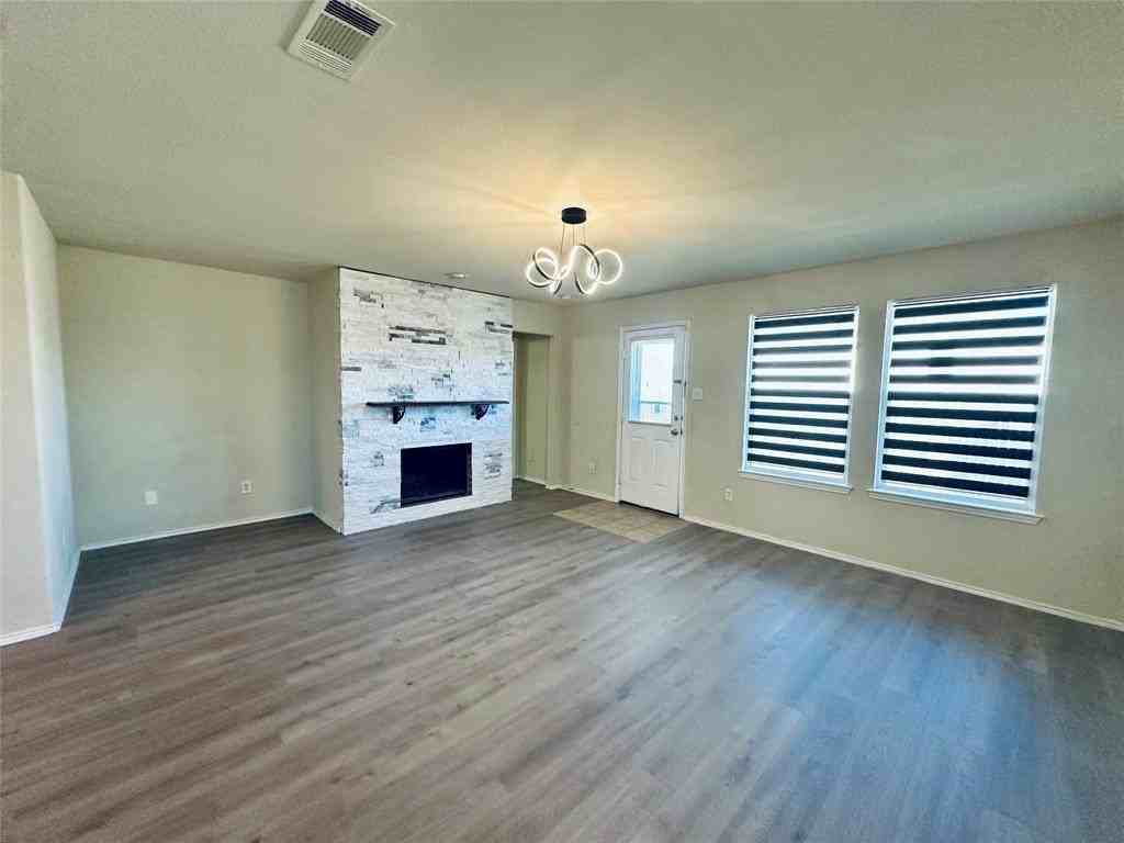 817 Lark Dr - Photo 7 of 26