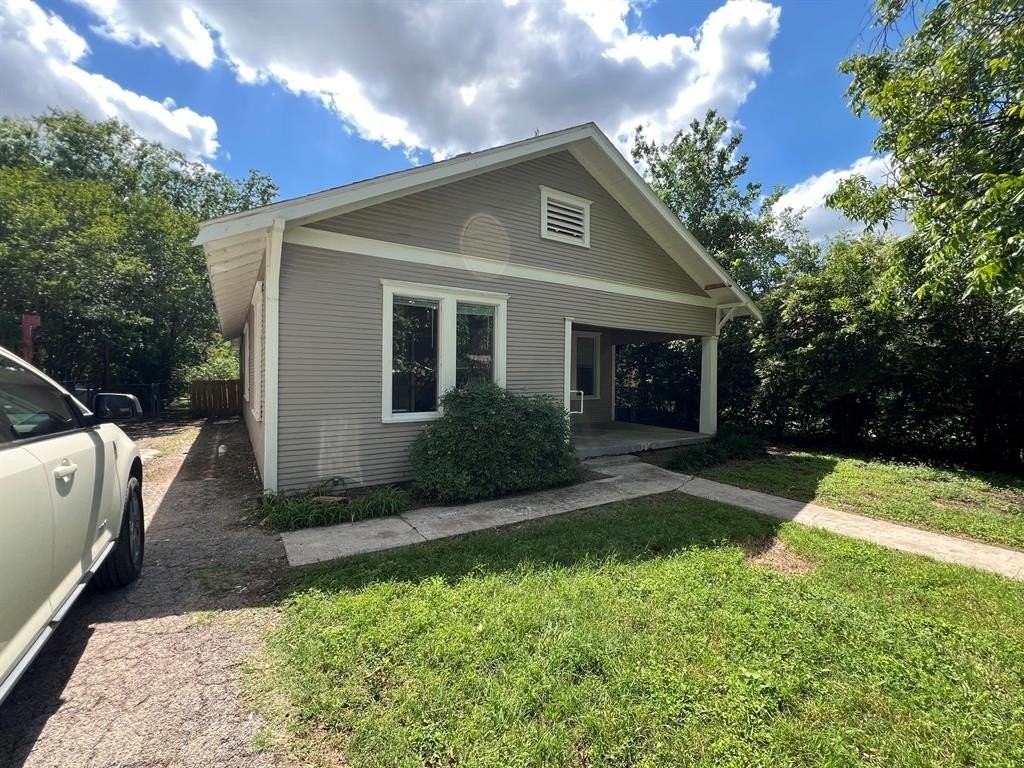 1709 Durham Ave - Photo 2 of 18