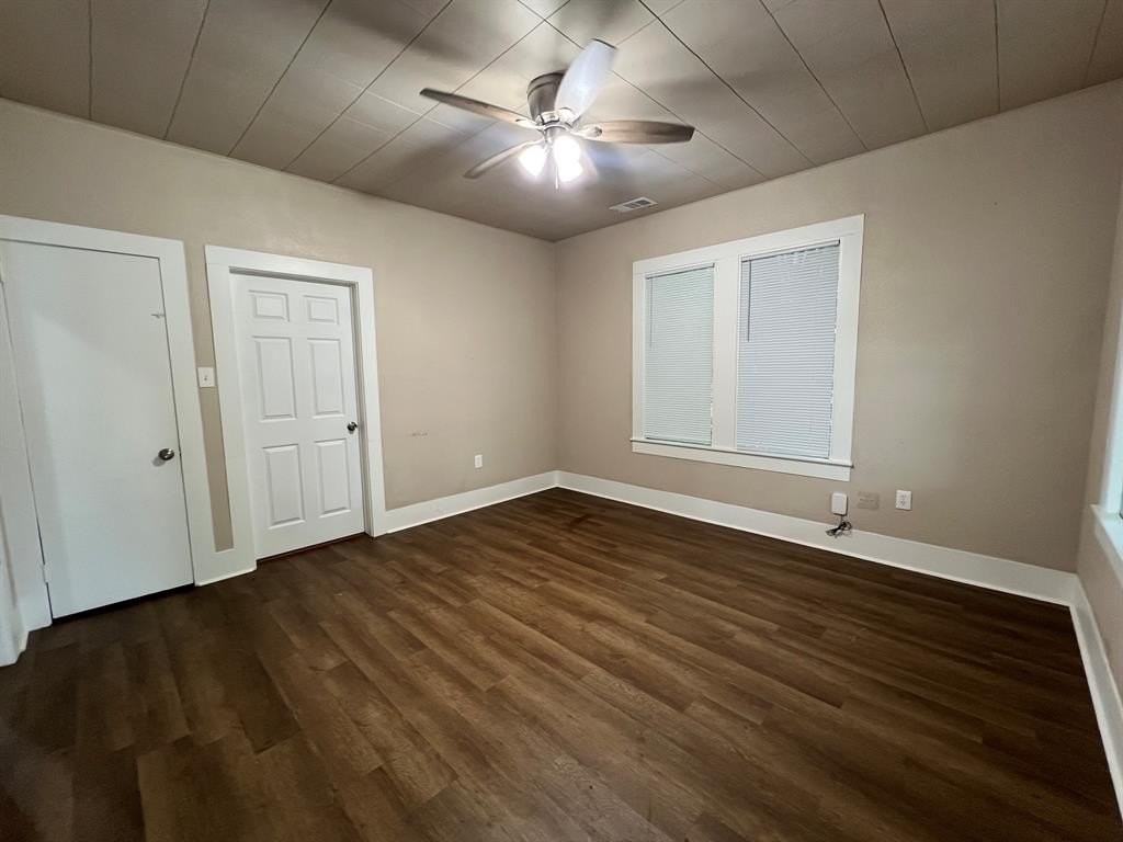 1709 Durham Ave - Photo 4 of 18