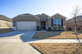 944 Memorial Dr - Photo 1 of 1