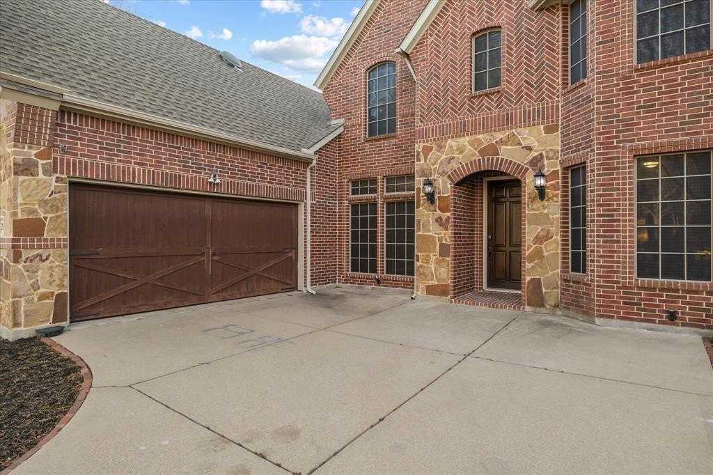 201 Chatfield Dr - Photo 5 of 23
