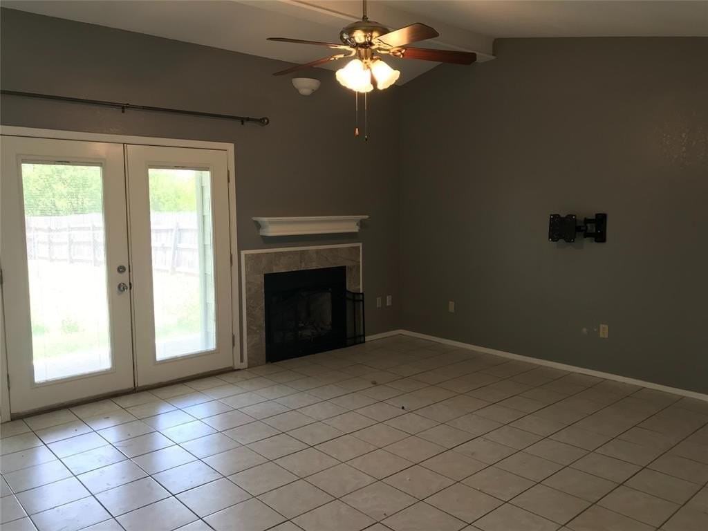 31 Shady Brook Cir - Photo 2 of 16