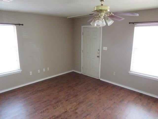 4526 Cole Dr - Photo 3 of 9