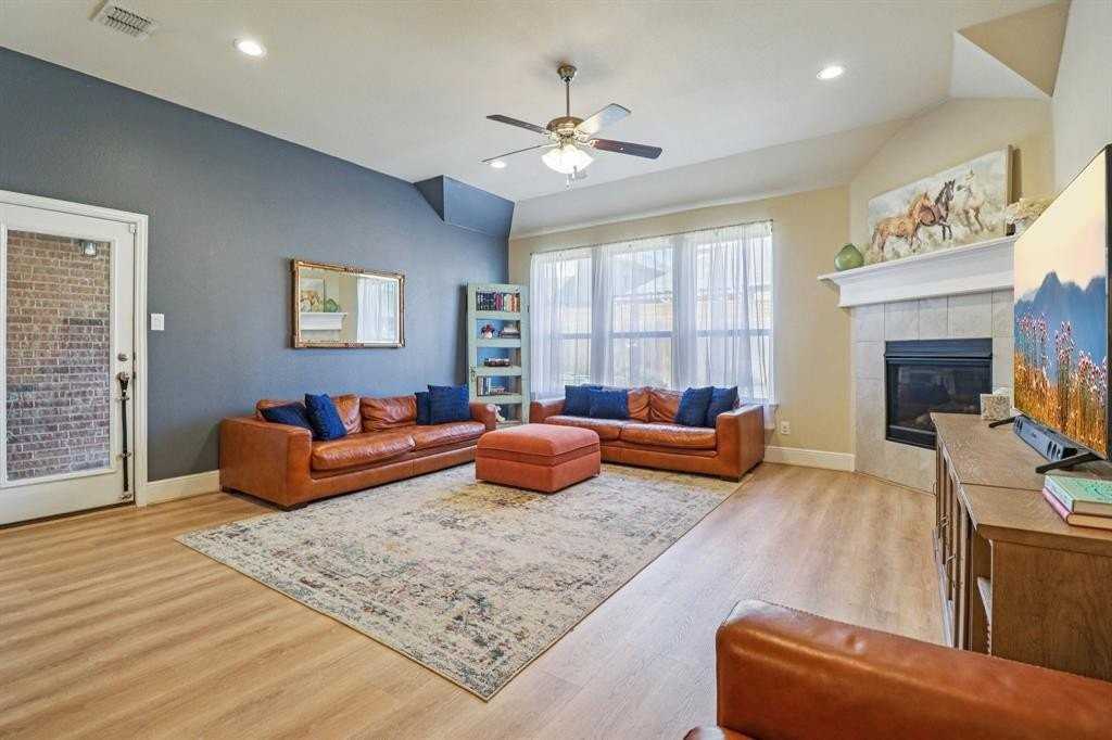 5616 Broad Bay Ln - Photo 7 of 28
