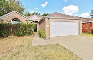 210 Ridgecrest Dr - Photo 1 of 1