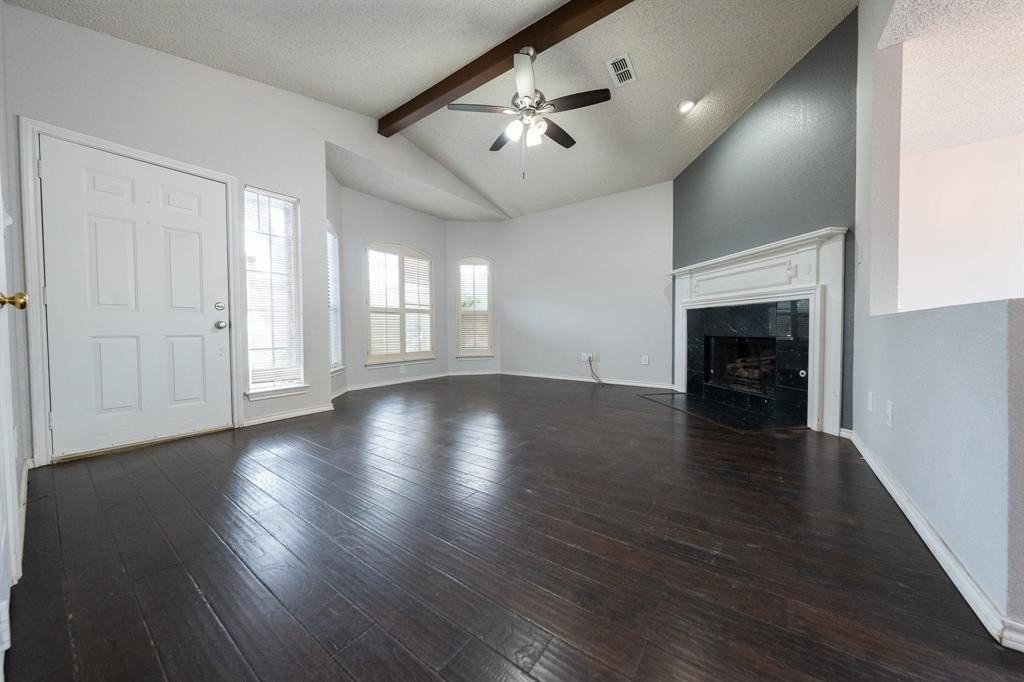 8661 Malibu St - Photo 3 of 28