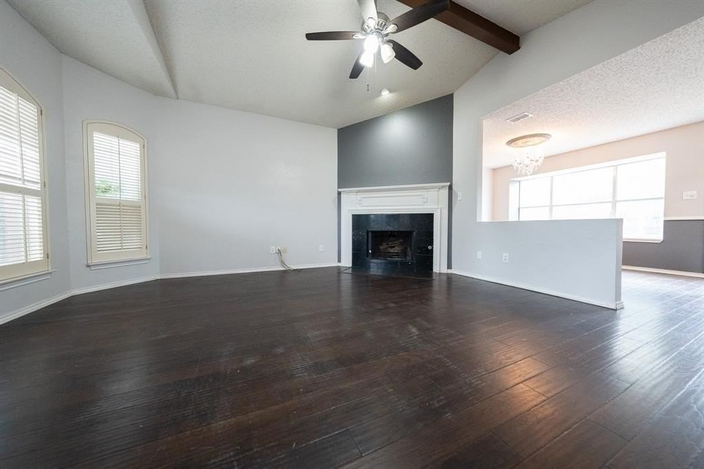 8661 Malibu St - Photo 4 of 28