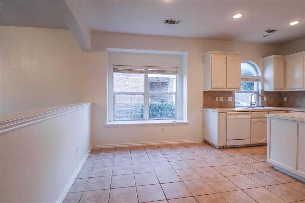 12532 Clarksburg Trl - Photo 2 of 20