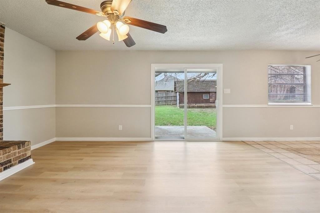 413 Glenhaven Dr - Photo 6 of 37