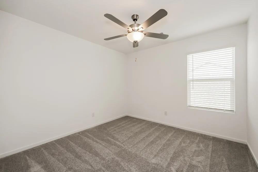 2745 Bronte Blvd - Photo 6 of 11