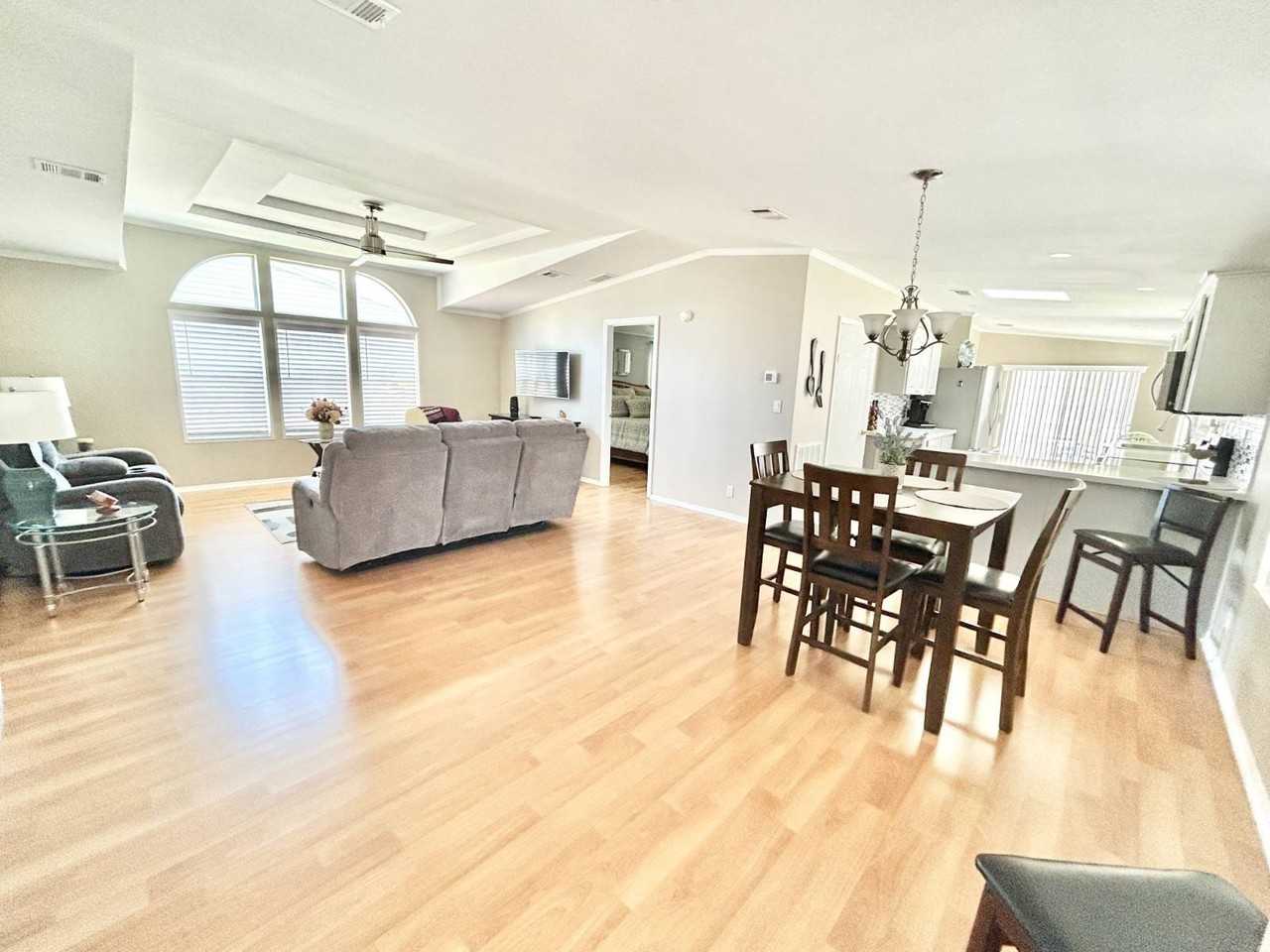 5492 Crane Feather Dr - Photo 3 of 28