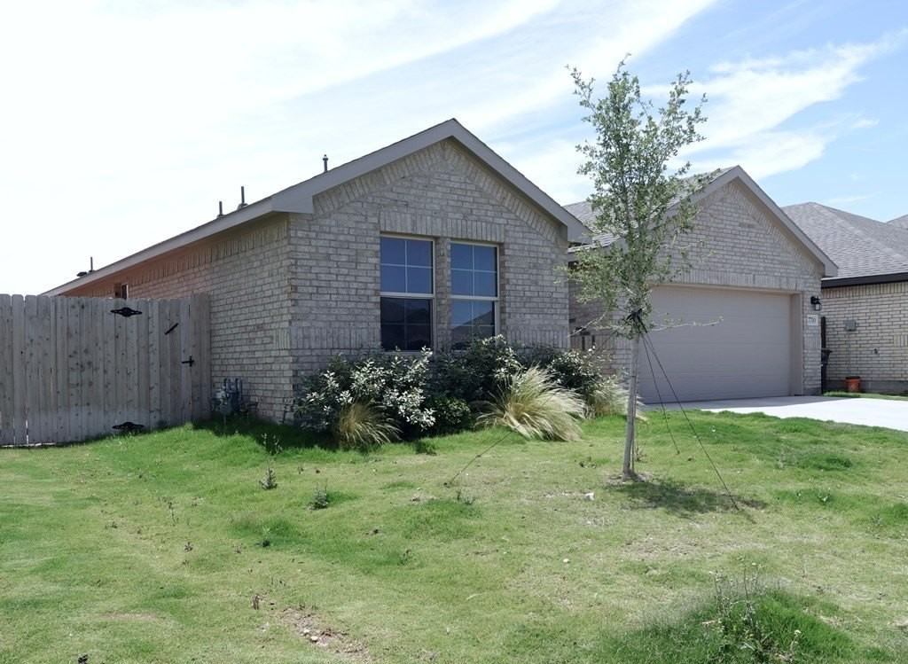 7710 Brown Bark Rd - Photo 4 of 39