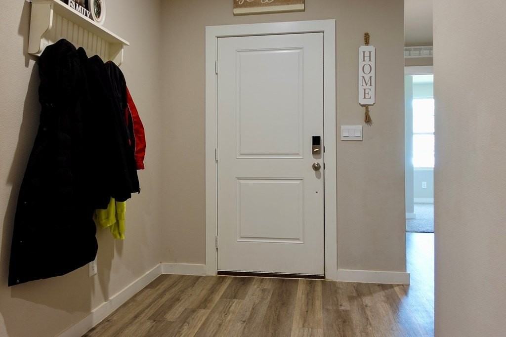 7710 Brown Bark Rd - Photo 5 of 39