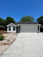 featured image of 705 N Washington St