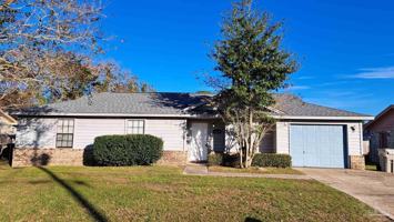 featured image of 828 Lavon Dr