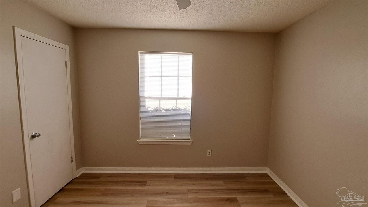 828 Lavon Dr - Photo 6 of 14
