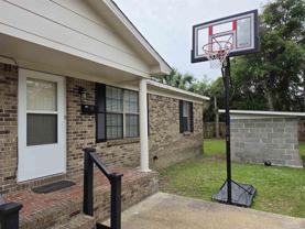 1011 Dr Martin L King Jr Dr #B - Photo 1 of 1