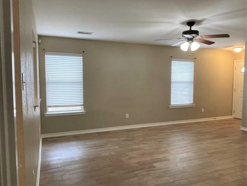 5207 Blue Haven Dr - Photo 4 of 18
